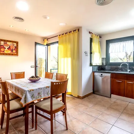 シャレー Ca La Iaia - Casa Con Piscina Y Jardin ジローナ