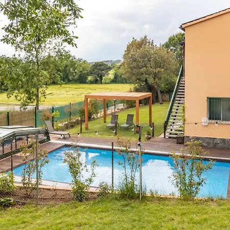 Alpehytte Ca La Iaia - Casa Con Piscina Y Jardin Girona