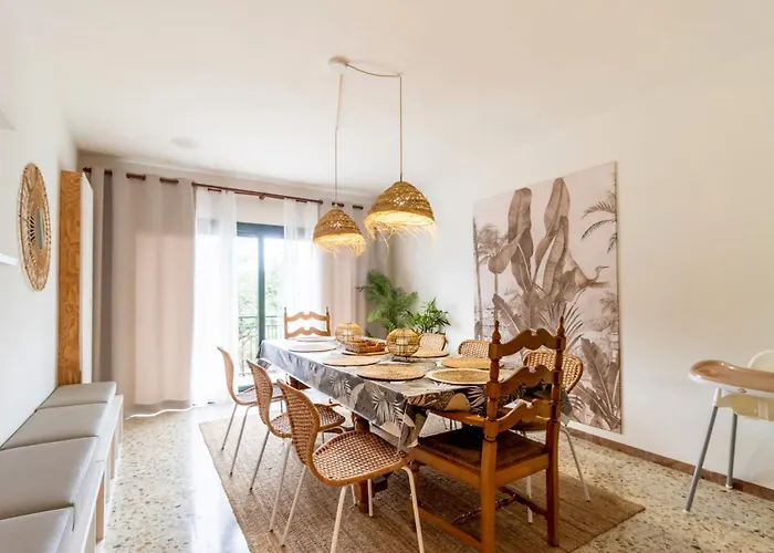 Ca La Iaia - Casa Con Piscina Y Jardin Girona