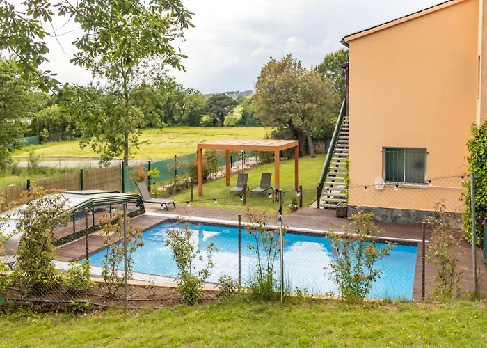 Alpehytte Ca La Iaia - Casa Con Piscina Y Jardin Girona